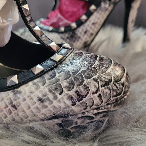 🪨Penny Loves💞 Kenny- New Sexxi Pleather 5 inch 👠Heels - Picture 8 of 8